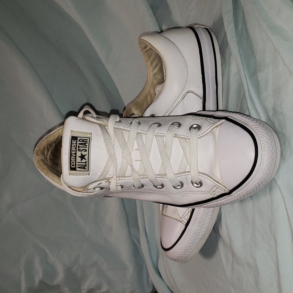 Converse Leather All Star White Low Top Size 8/ 10